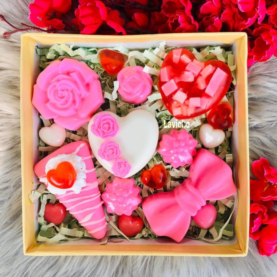Laviche - Valentine Soap Box